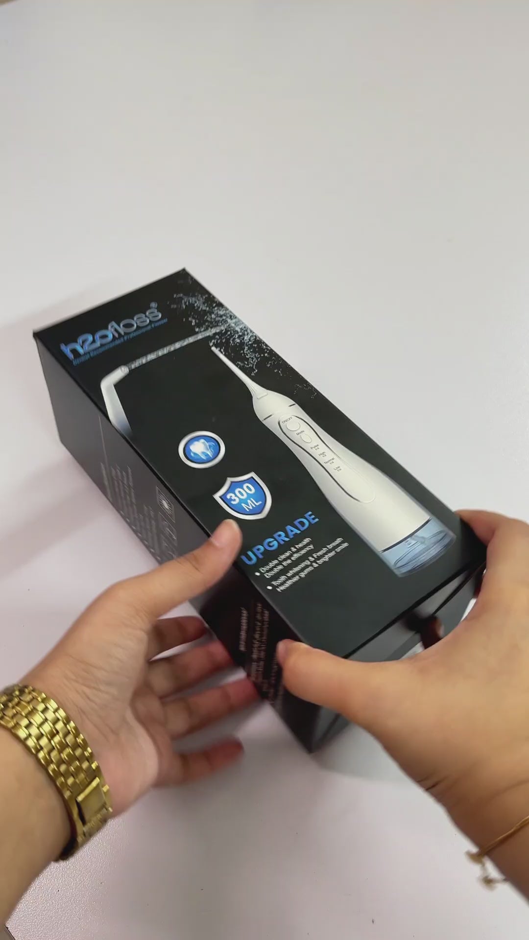 C-102 Water Flosser